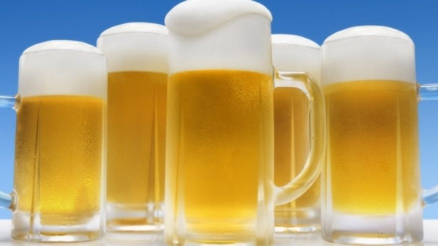 2012.05.26 Šeštadienis – alaus gėrimo varžybos