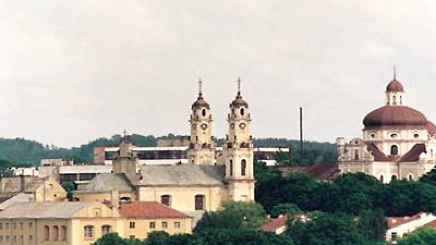Vilniaus vienuolynai