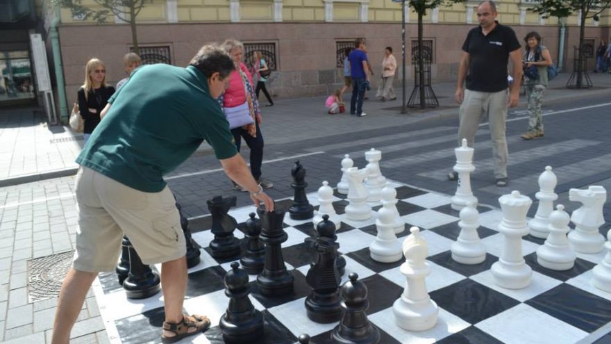 Dideli gatvės šachmatai sekmadienį