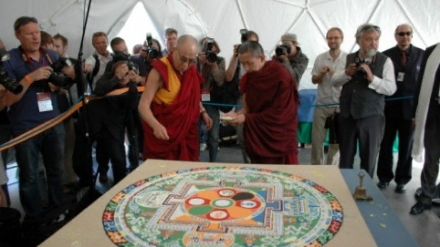 Tibeto mandalos kūrimas
