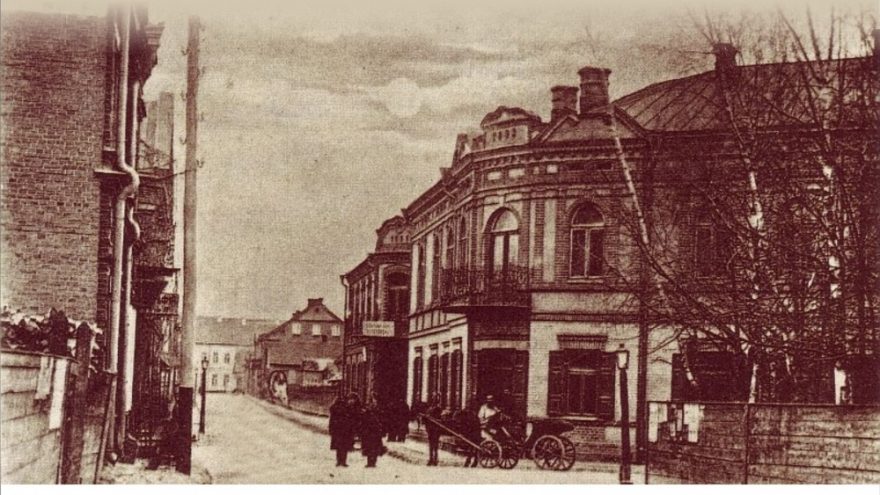 &#8220;Respublikos gatvės vaikai&#8221;, rež. E. Karoblytė