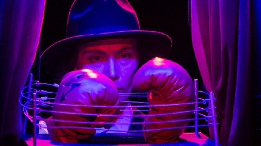 TEATRODROMAS | DILETANTAS | KOSMOS THEATRE