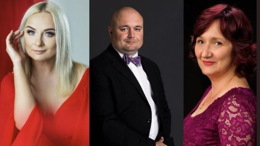 KALĖDŲ MEILĖS PALIESTI