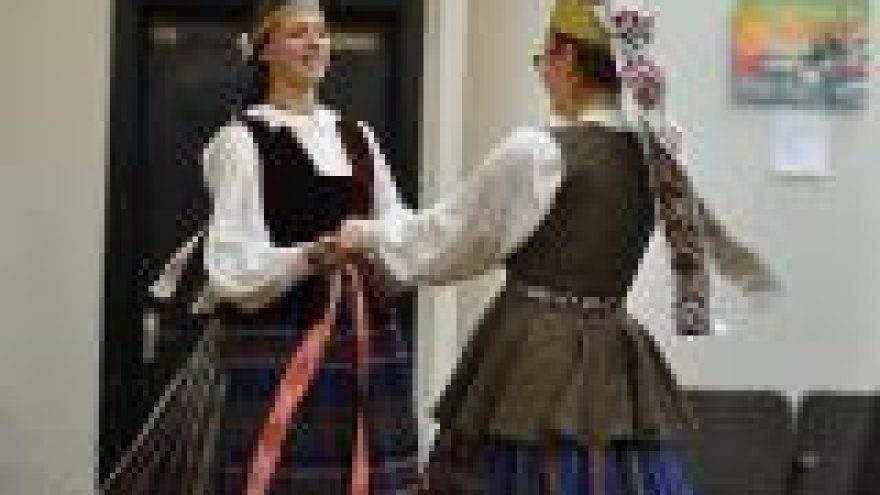 Folkloro vakaras &#8220;Dainuokime kartu&#8221;