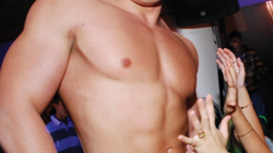 NUSIVYLUSIŲ NAMŲ ŠEIMININKIŲ KLUBAS