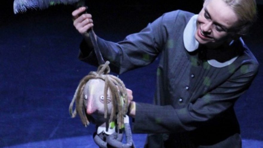 TIKROJI PELENĖS ISTORIJA