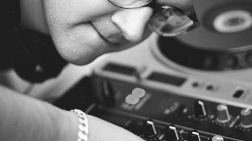 DJ UNINFECTED @ BRANDY LOUNGE