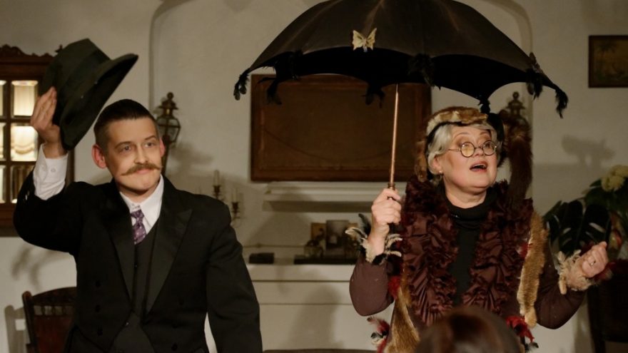 Spektaklis-arbatvakaris „Pakeliui į Rojų“