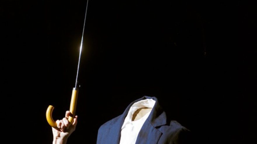 Mažasis karalius Gruodis arba paslaptingas Rene Magrito pasaulis