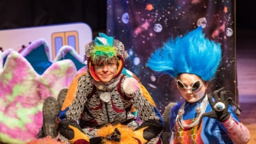 Spektaklis vaikams ”Kalėdinis dinozauriukas!”