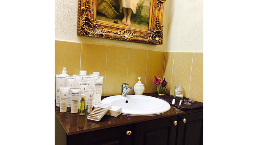 Manikiūras ir lakavimas ilgalaikiu laku