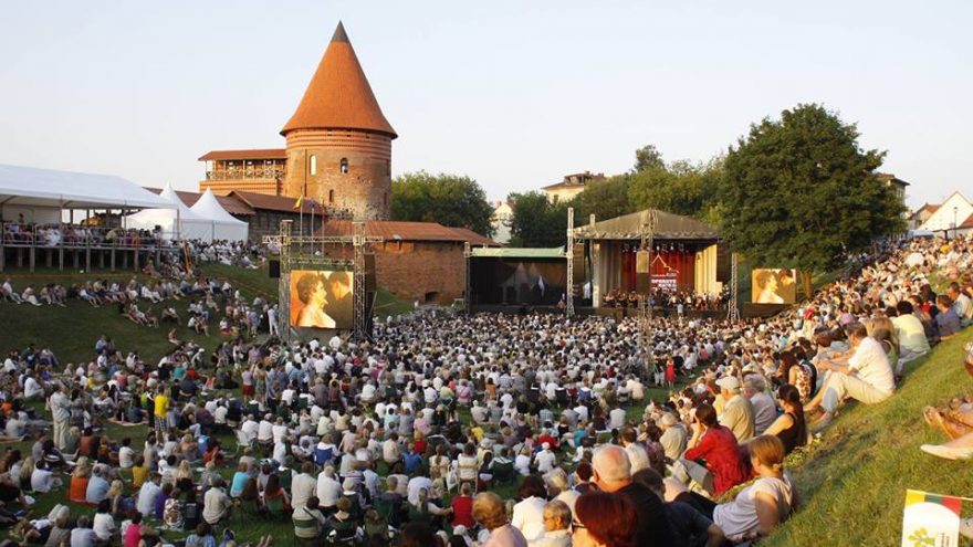 OPERETĖ KAUNO PILYJE 2015