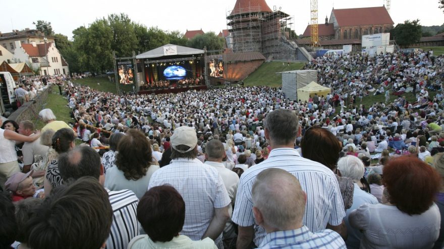 Tarptautinis festivalis “OPERETĖ KAUNO PILYJE 2011”