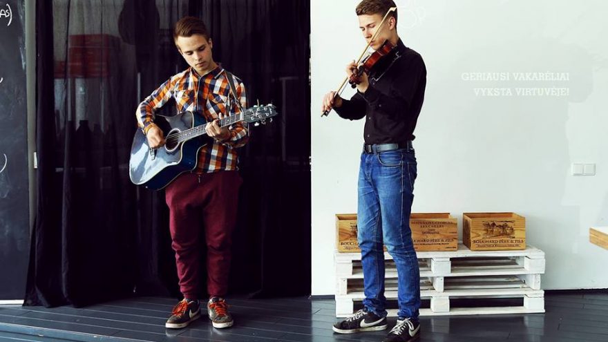 Styginių duetas ir „Penktadienis pas balandį“