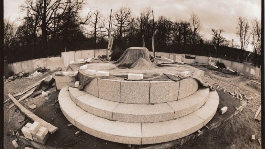 Mindaugo Kavaliausko paroda „D., G. ir kiti“