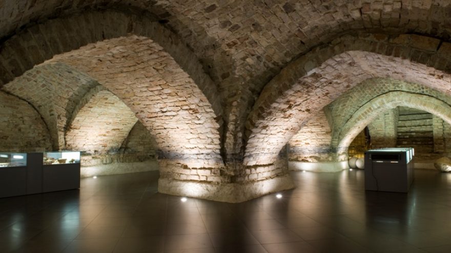 Ekskursija „Katedros lobynas: slėptuvės ir rinkinys“