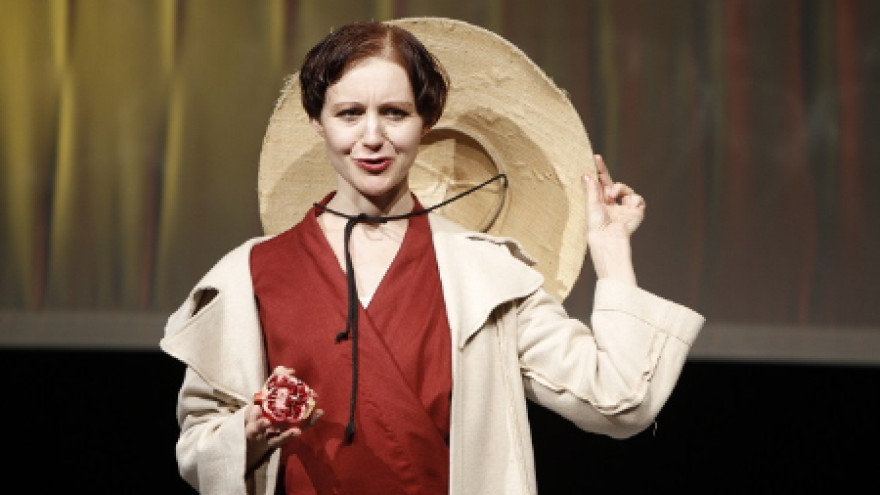 TEATRO PASLAPTYS VAIKAMS su aktore, rašytoja Birute Mar