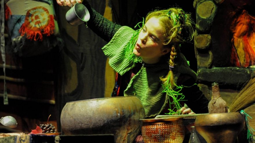 Raganiukės teatro akcija! 2 bilietai už vieno kainą!