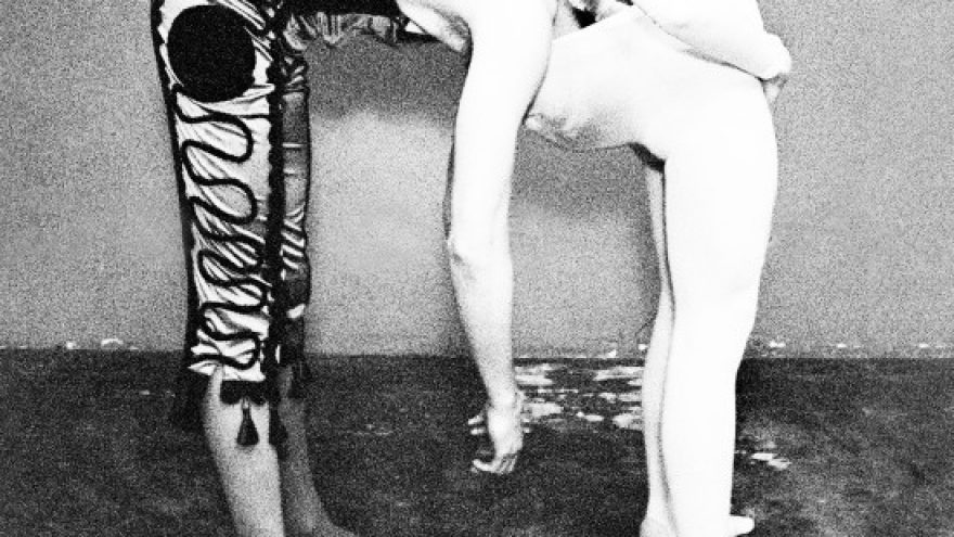 OKT / Vilniaus miesto teatras: Premjera! AKIES ISTORIJA (rež. Jokūbas Brazys)