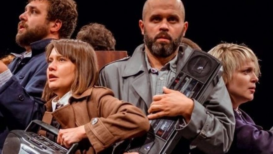 Biografinės improvizacijos JUODA-BALTA | rež. Aidas Giniotis