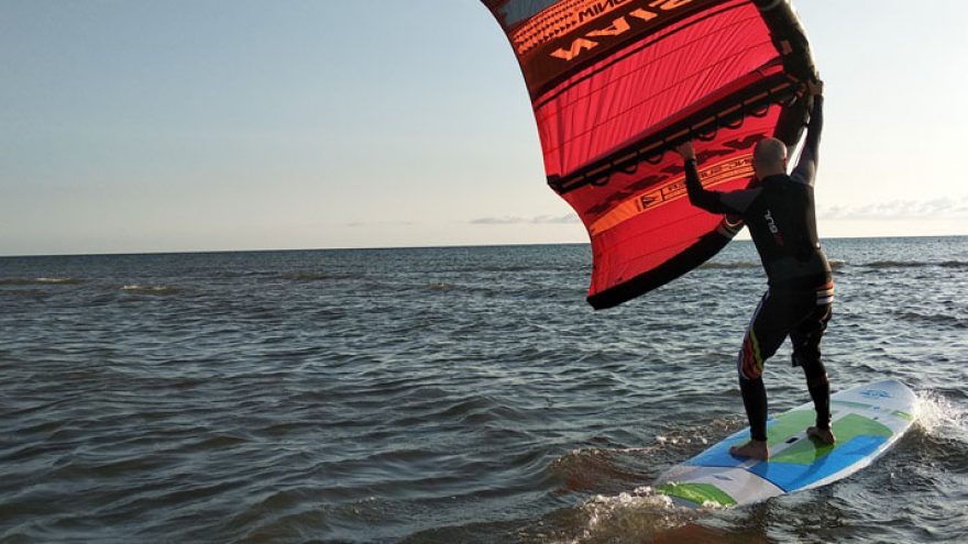 Wing Surfer – naujiena tarp kaitavimo ir buriavimo
