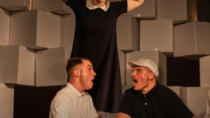 Spektaklis 10-14 m. paaugliams ”Pasistengiau”