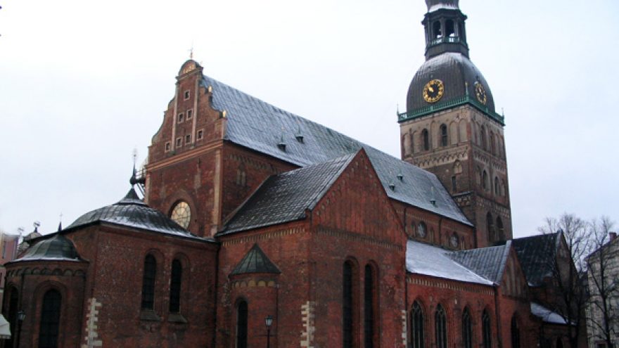 Rundalė – Ryga – Gaujos nacionalinis parkas