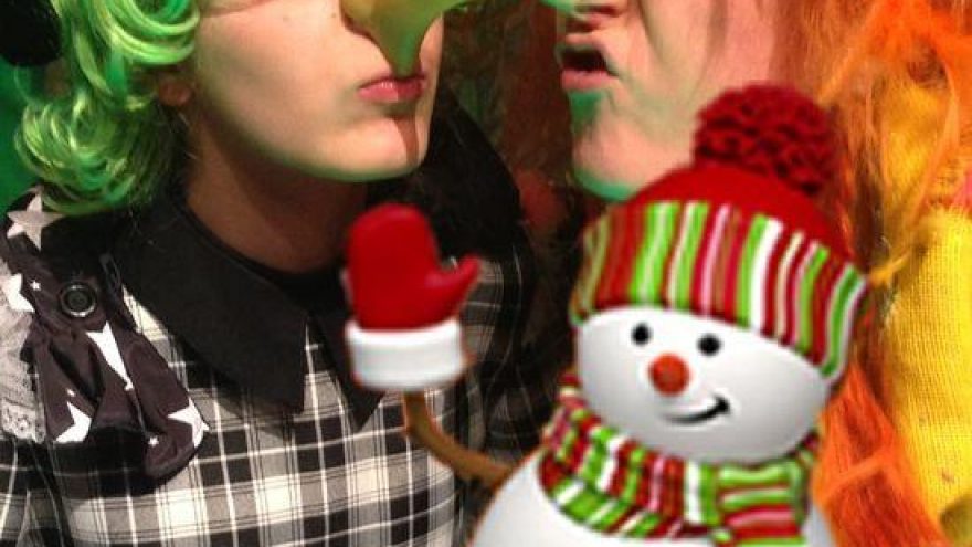 Raganiukė, gerumo burtai ir Besmegenis