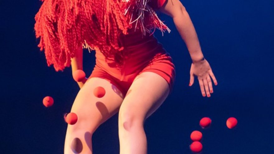 Spektaklis vaikams TRIJULĖ AUKŠTYN KOJOM | rež. Agnija Šeiko | Taško teatras (Klaipėda)