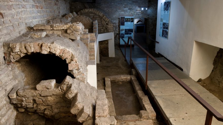 Ekskursija po Vilniaus Katedros požemius