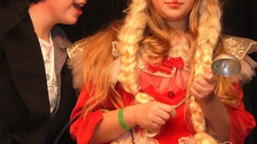 Raganiukės teatras. Raudonkepurė. Spektaklis vaikams