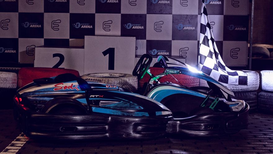 Pasivažinėjimas vaikišku elektriniu kartingu EPOWER ARENA Vilniuje