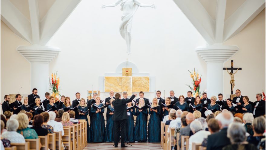 Koncertas “Būk šviesa” Naujojoje Akmenėje