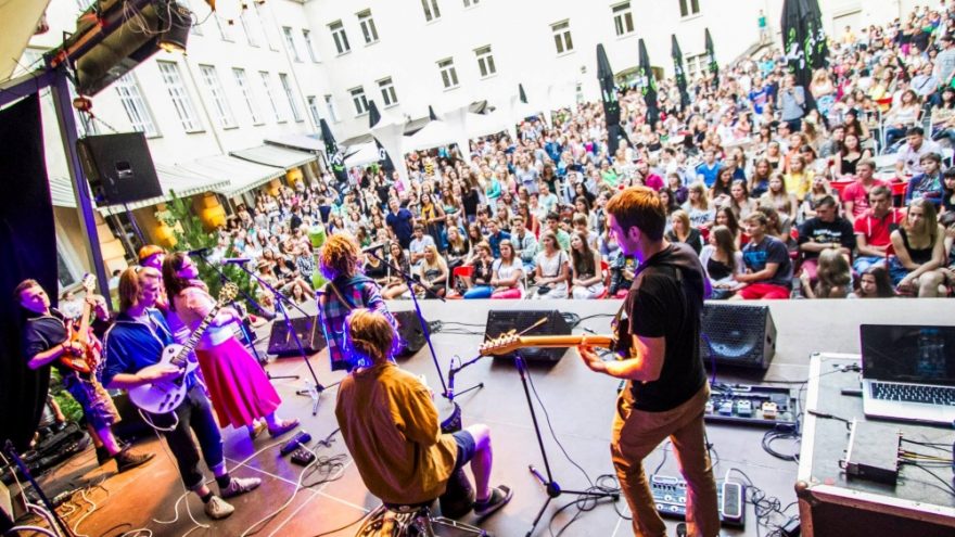 Grupės BALTASIS KIRAS albumo AMERIKA pristatymo koncertas!