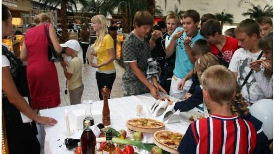 Rugsėjo 1-oji „Megoje“ – skaniausios picos diena