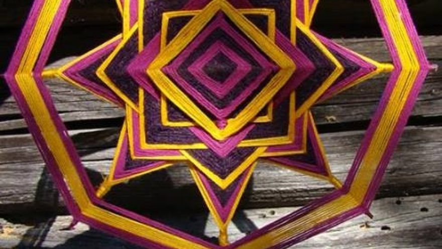 Mandalų OJOdeDIOS pynimas