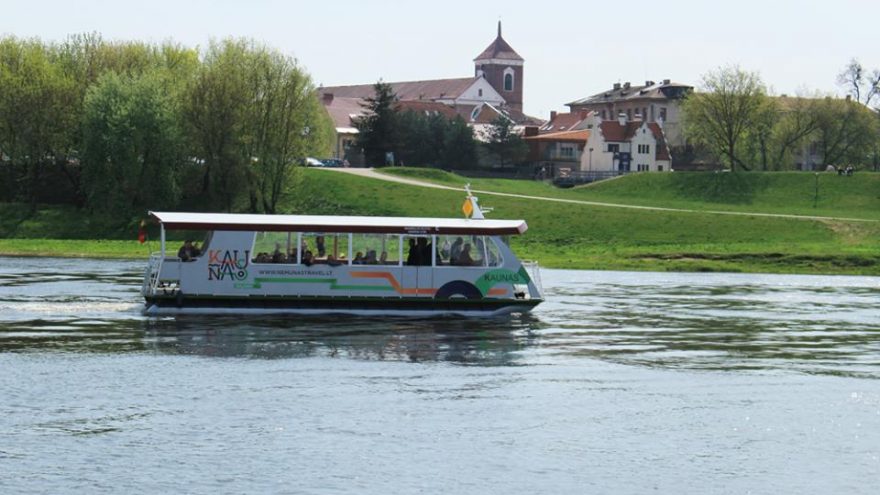 Plaukimas Nemunu ir Nerimi laivu “Kaunas”