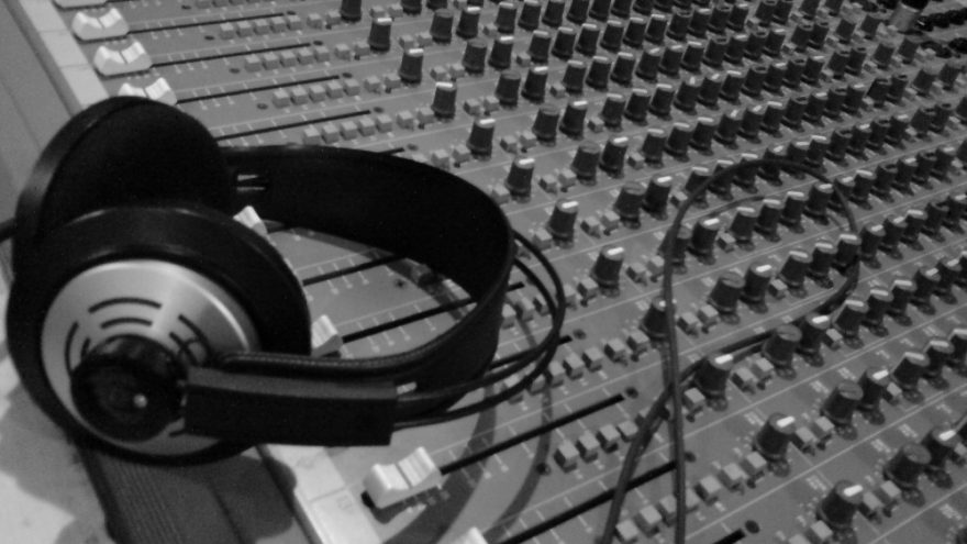 Russian, VIVA, MTV and RnB hits