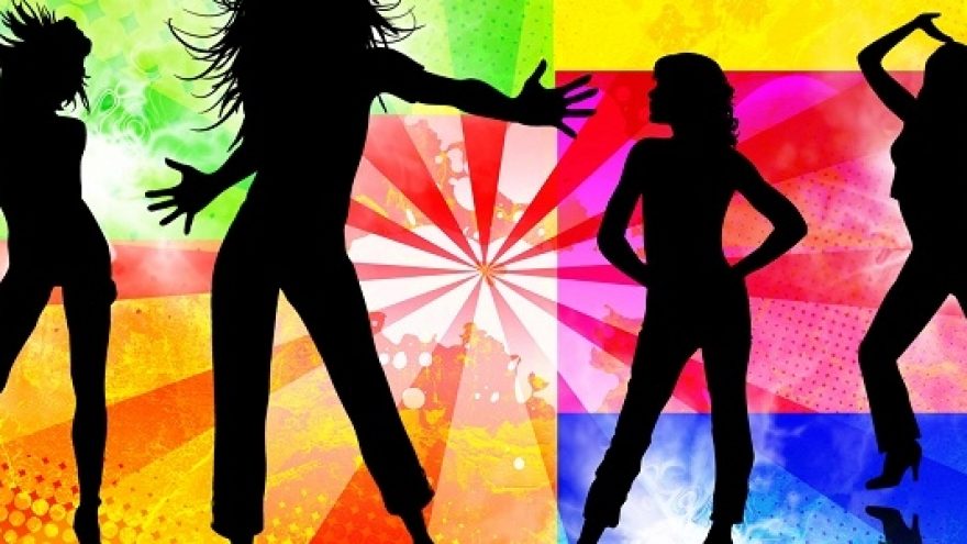 DISKO vakarėlis su PAŠĖLUSIOM KOJOTĖM!