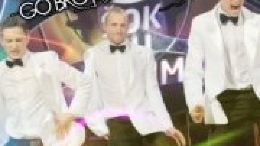 On the move. Go Brothers dance show!