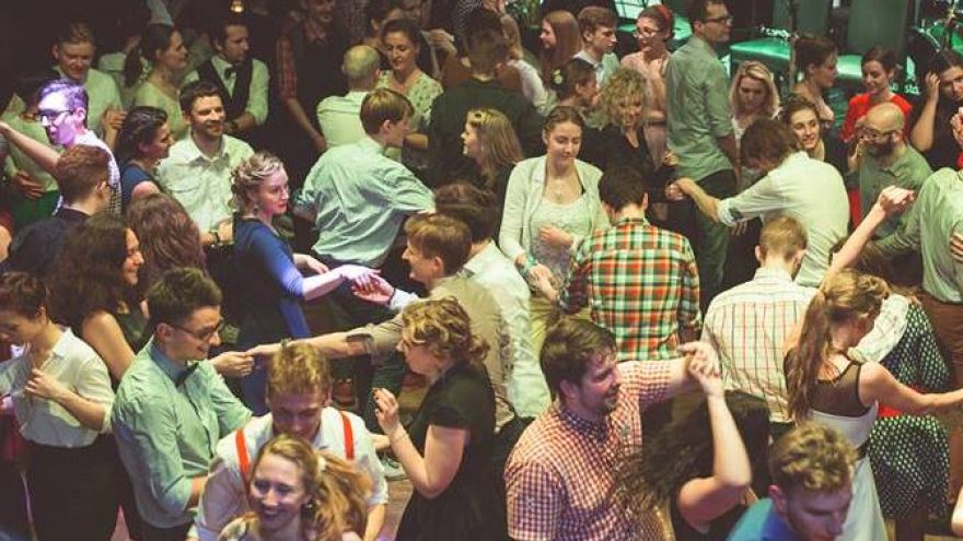 Nemokama pažintinė Lindyhopo pamoka