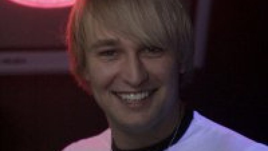 „Mergelių sala“ @ Kiss Club