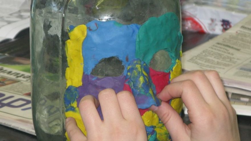 GAMINAME UŽGAVĖNIŲ KAUKĘ