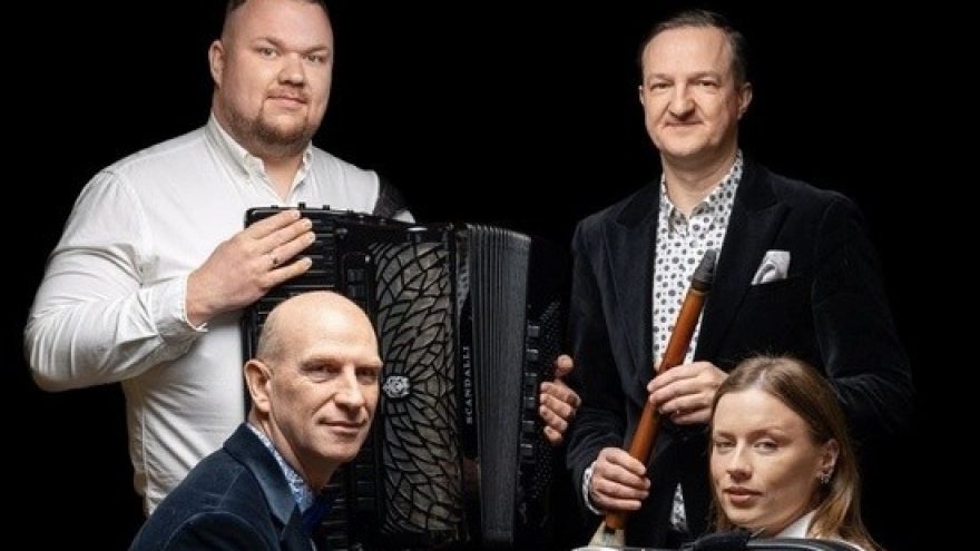 Mėlynaki, Nemunėli | Vokalinis instrumentinis ansamblis ”For You”