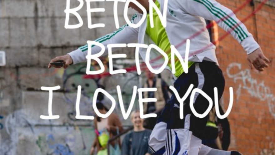 Gatvės teatro spektaklis ”Beton, beton I love you”