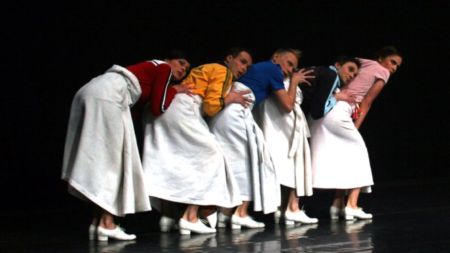 Gyčio Ivanausko teatro spektaklis “Vyrai baltais sijonais”