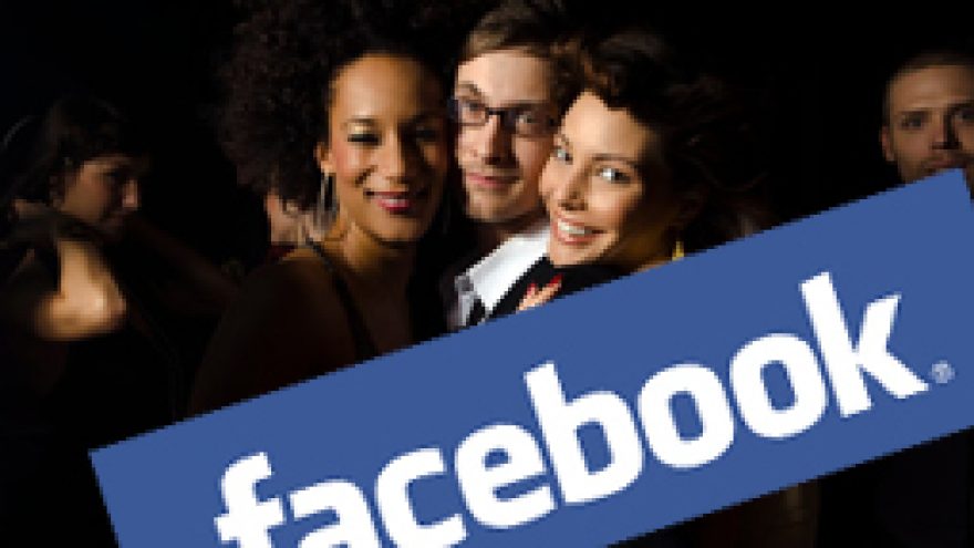 FACEBOOK VAKARĖLIS